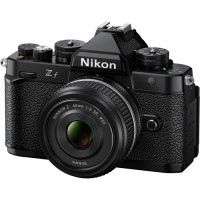 Nikon Zf + 40mm